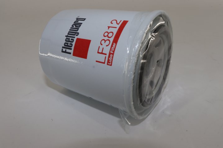 LF3812 oil filter element