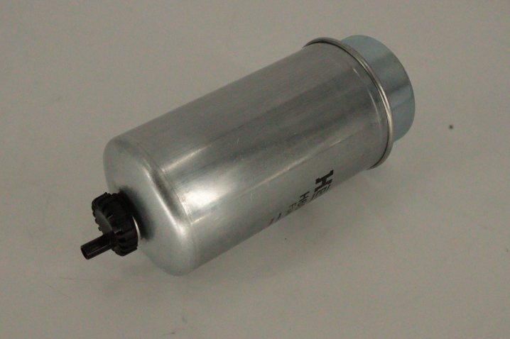 H609WK fuel filter spin-on