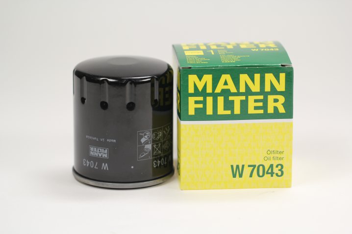 W 7043 oil filter