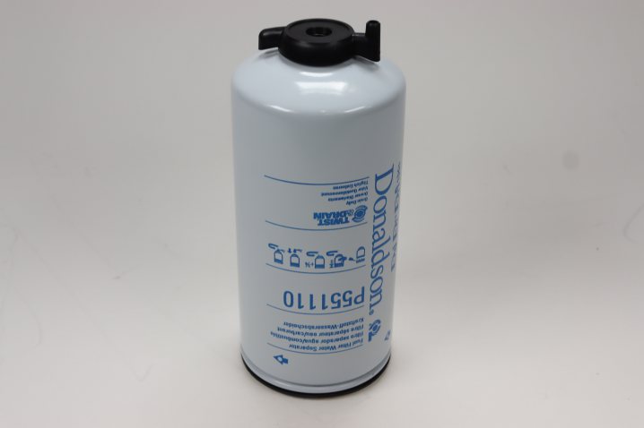 P551110 fuel filter (spin-on)