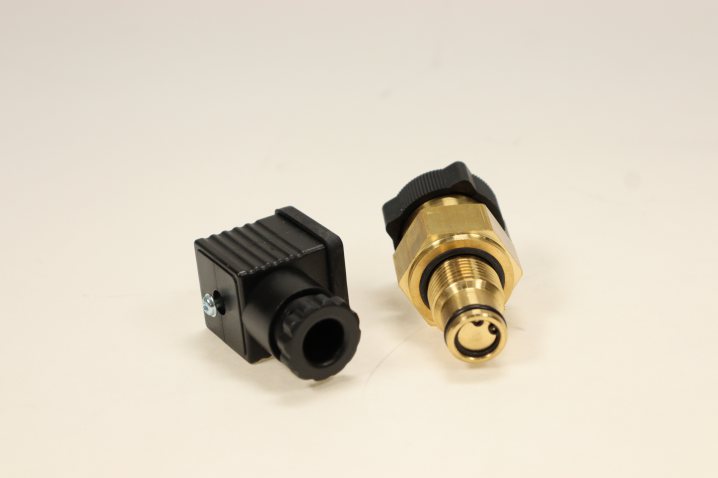 E08 differential pressure switch