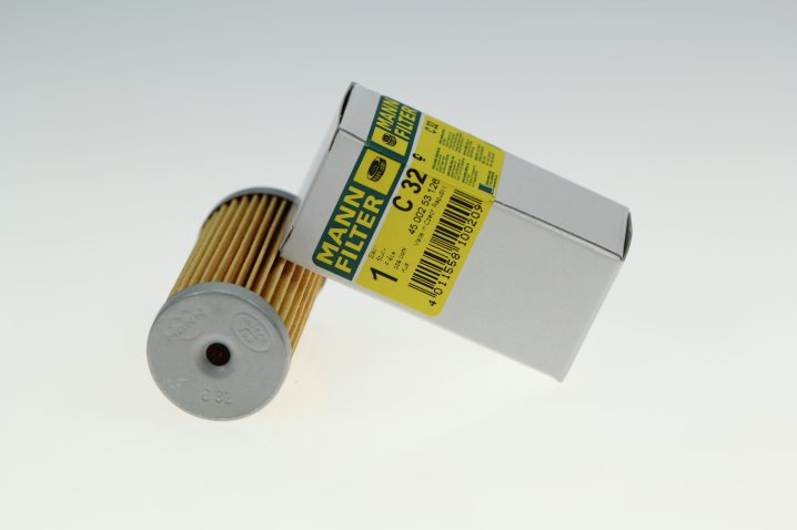 C 32 air filter element