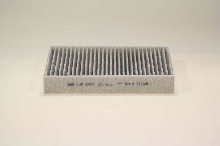 CUK 2559 cabin air filter (activated carbon)