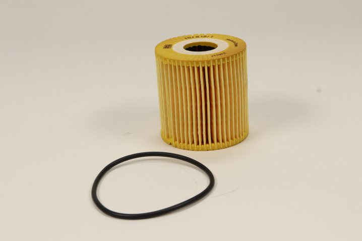 HU 819/1 x oil filter element (metal-free)