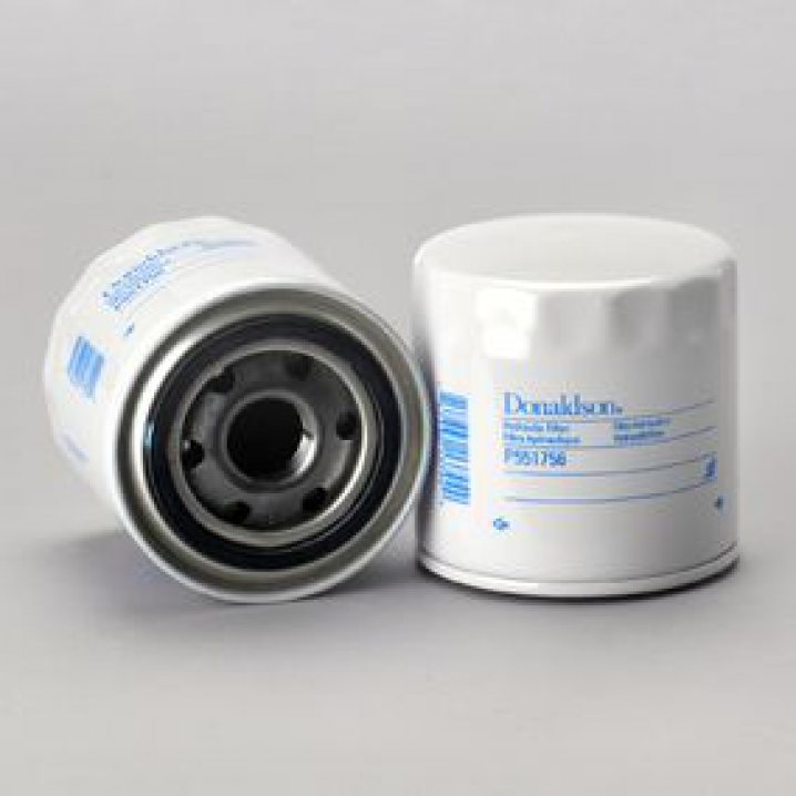 P551756 oil filter (spin-on)