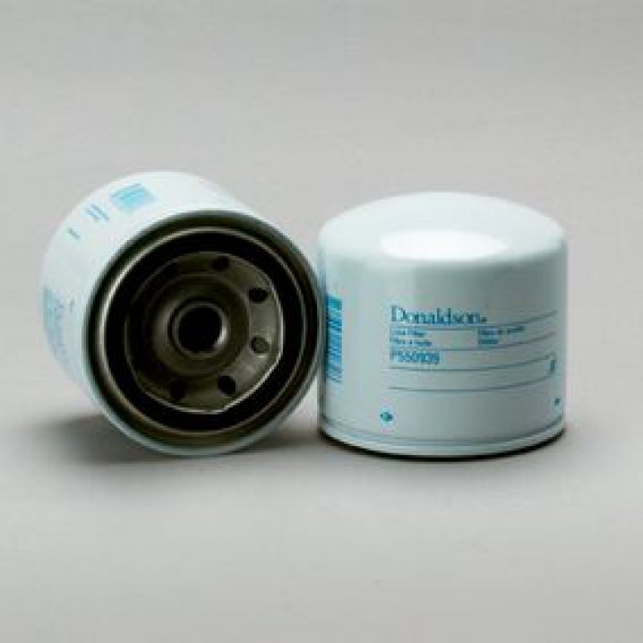 P550939 oil filter (spin-on)