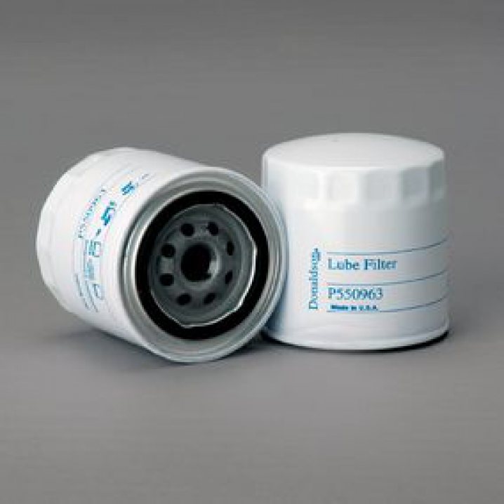 P550963 oil filter (spin-on)