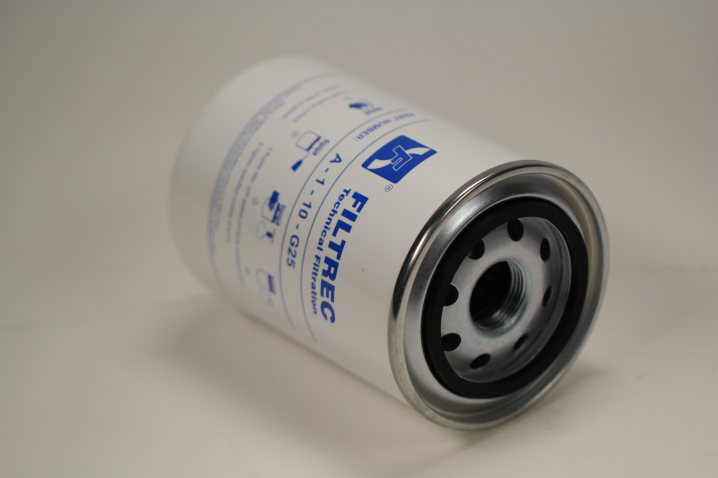 A110G25 oil filter (spin-on)