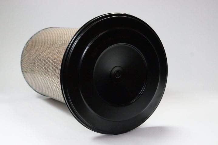 C 33 920 air filter element