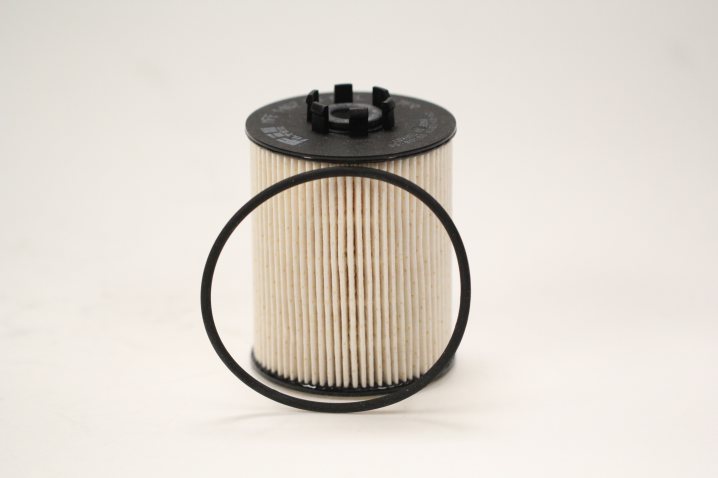 MFE1467MB fuel filter (element)