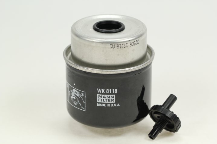 WK 8118 fuel filter spin-on