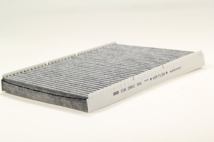 CUK 2862 cabin air filter (activated carbon)