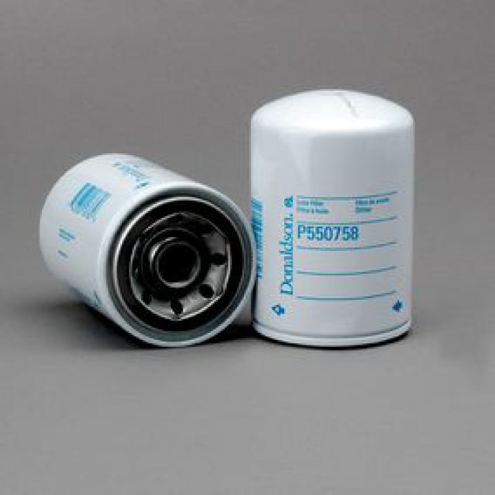 P550758 oil filter (spin-on)