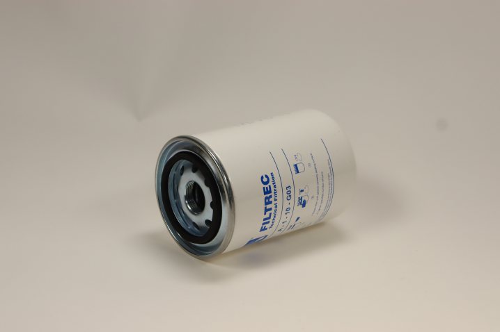 A110G03 oil filter (spin-on)